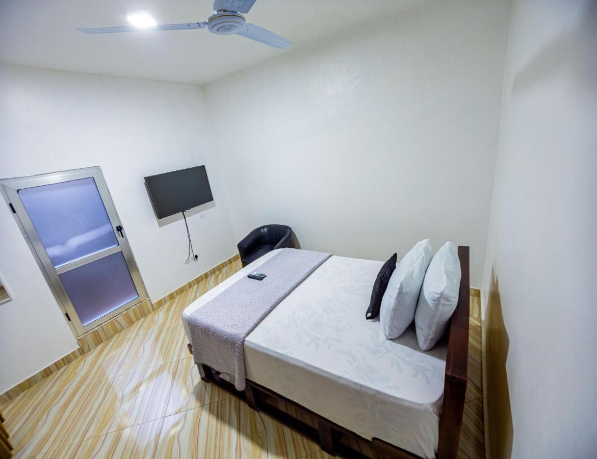 Nap Apartment Hotel Dansoman Exterior photo