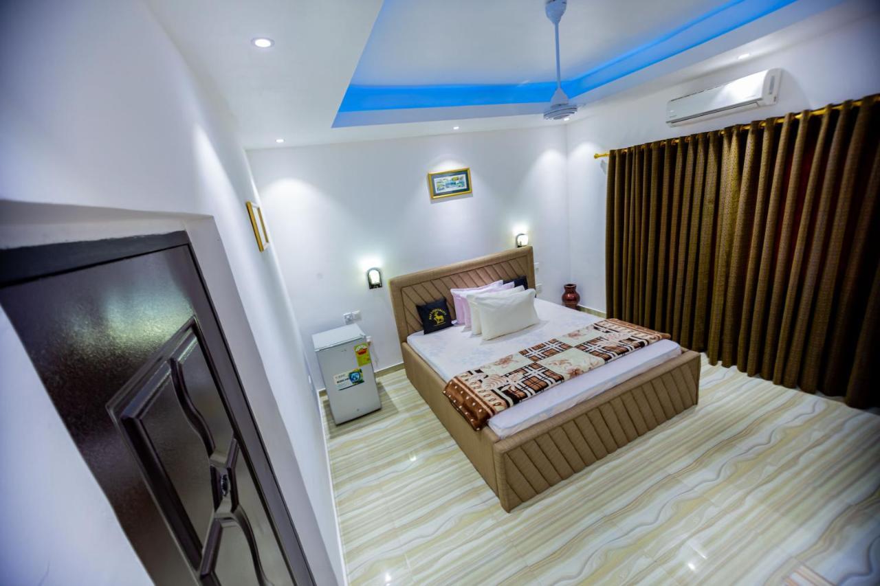 Nap Apartment Hotel Dansoman Exterior photo