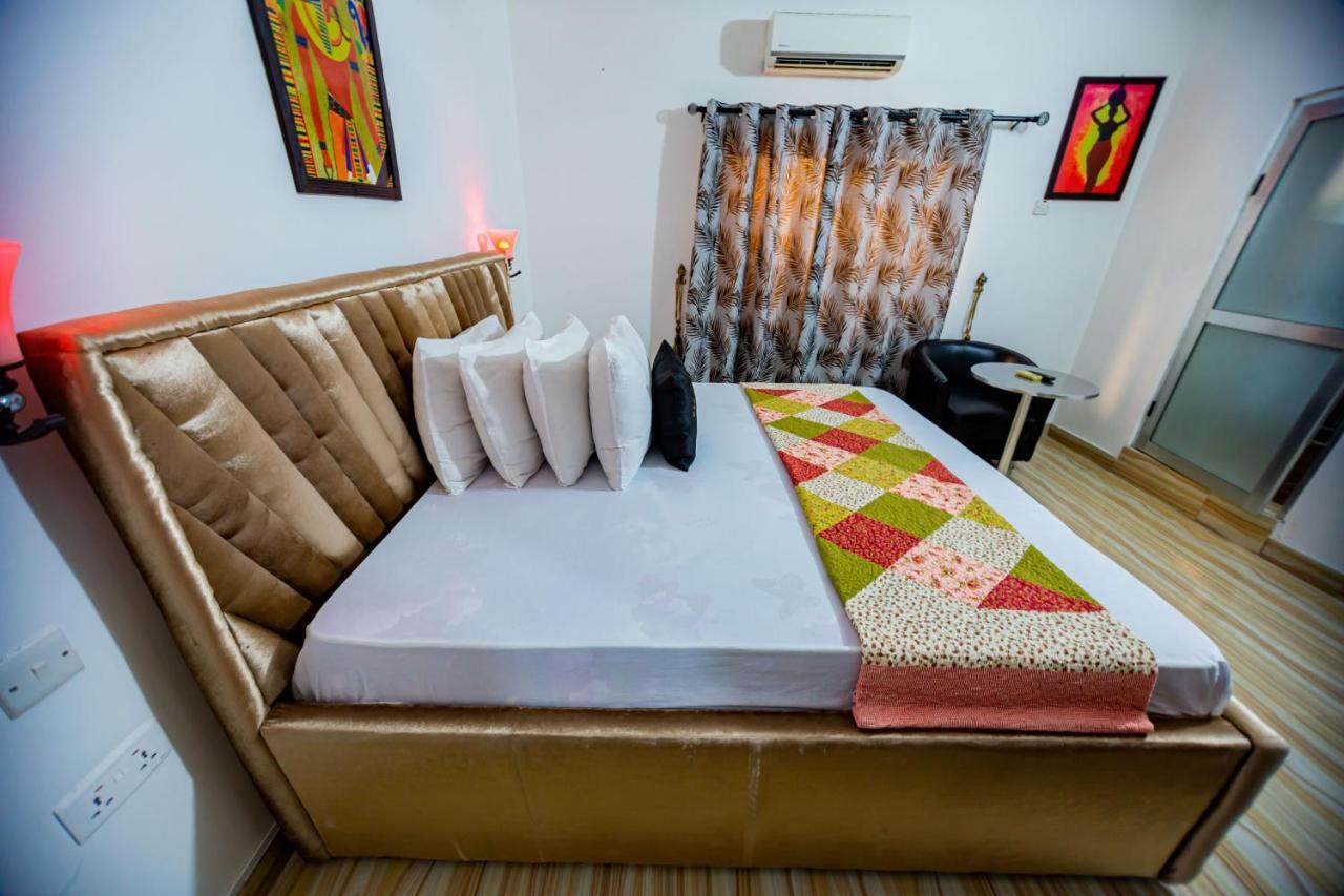 Nap Apartment Hotel Dansoman Exterior photo